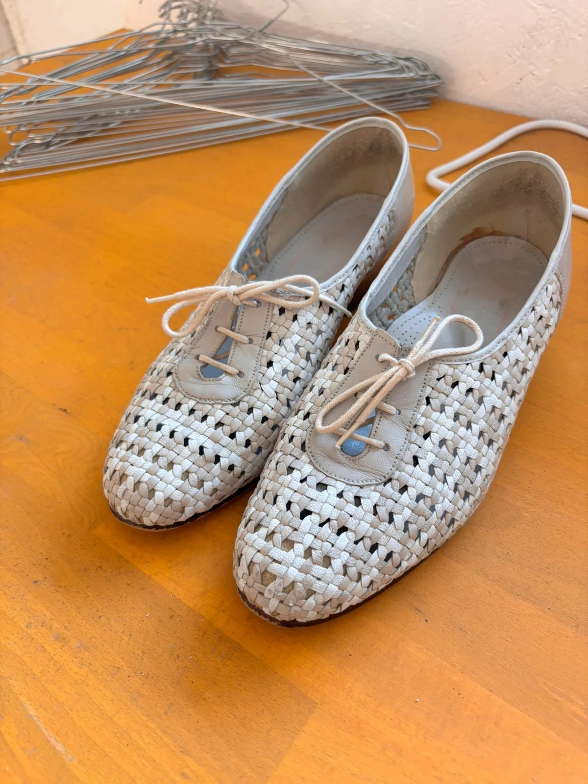 Chaussures richelieus vintage tressées en cuir blanc/crème – Style rétro – Taille 40